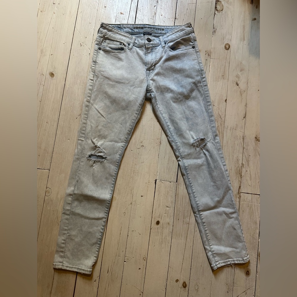 American Eagle light acid wash distressed Extreme Flex 30x30 Straight Leg Jeans